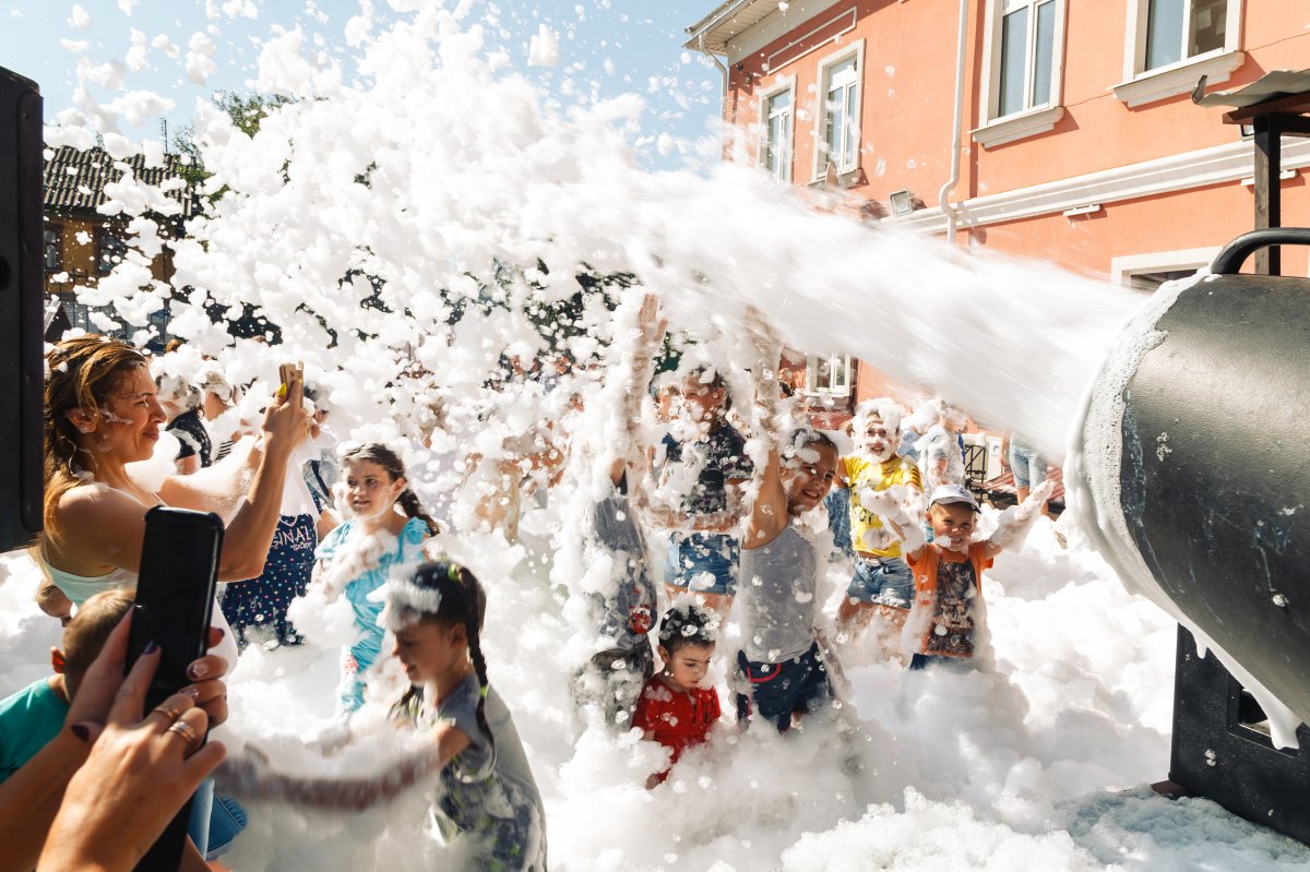 Зажигательная пенная шоу-программа