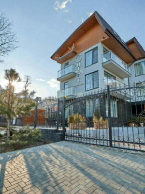 Отель Hills Polyana Hotel в Кабардинке